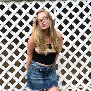 Meet your Posher, Ella